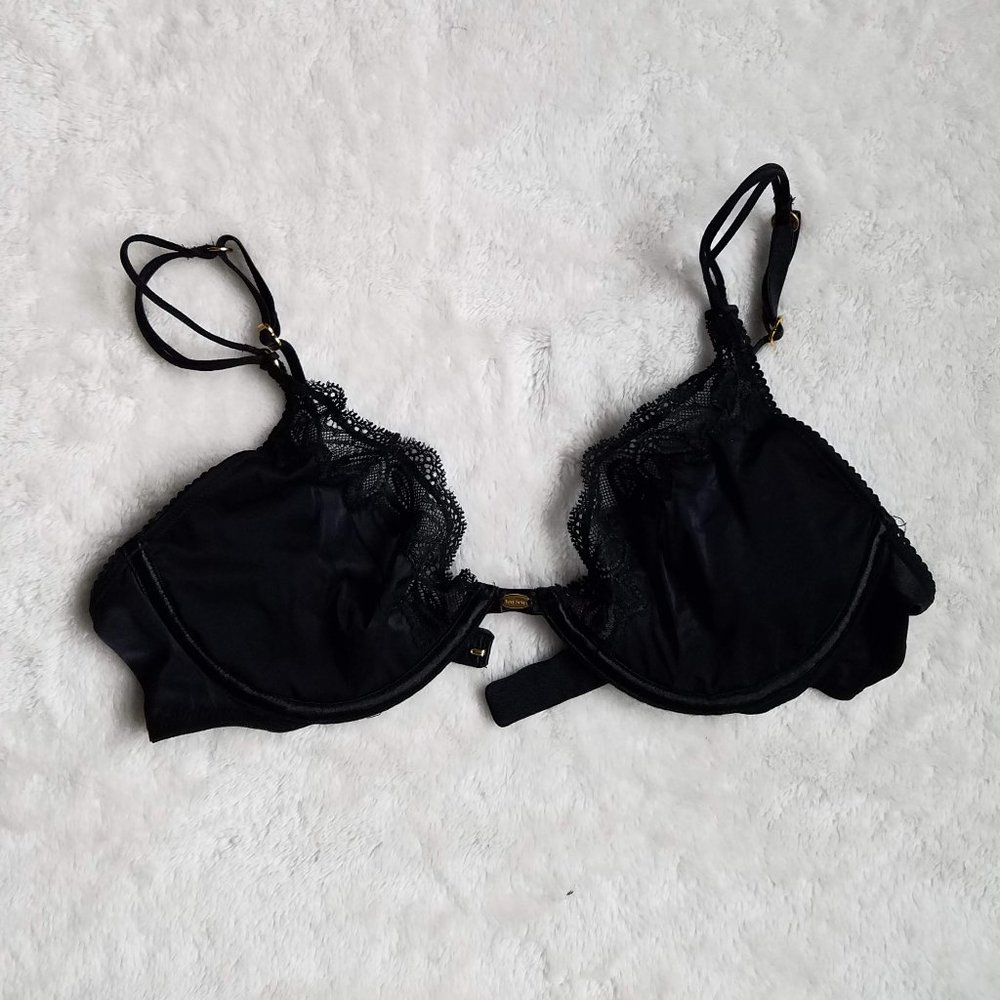 NWOT Victoria's Secret Very Sexy Black Lace Bra